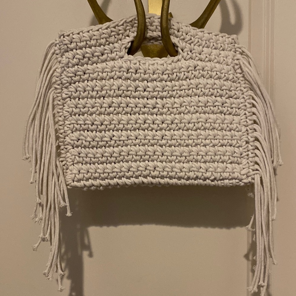 Fringe macramé handbag